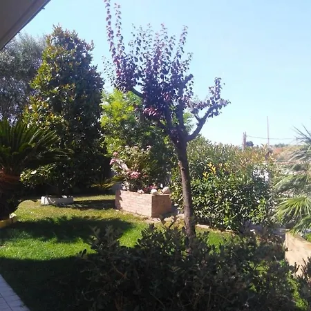 Villa Gialla بورتو ريكاناتي